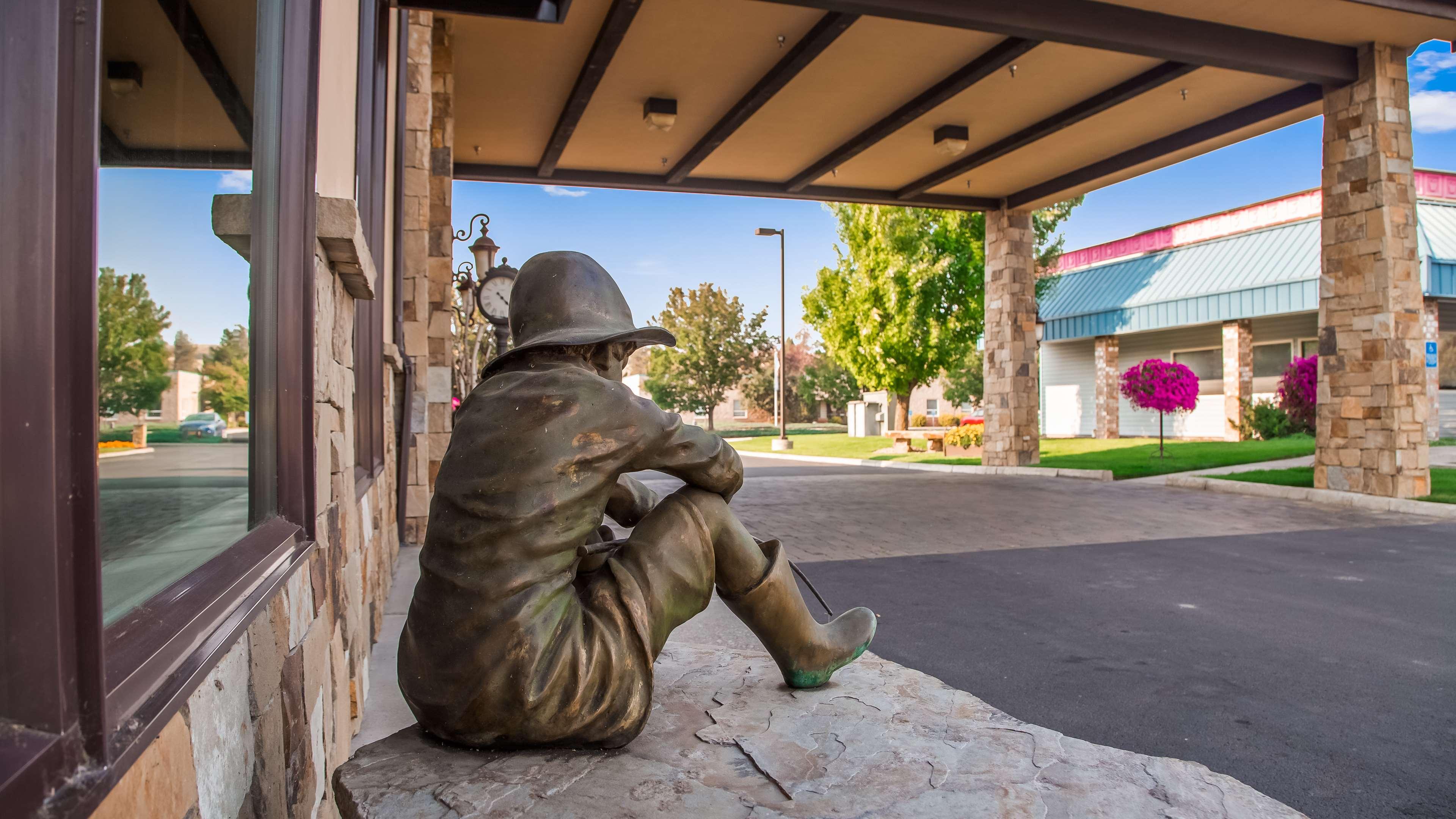 Best Western Prineville Inn Екстер'єр фото